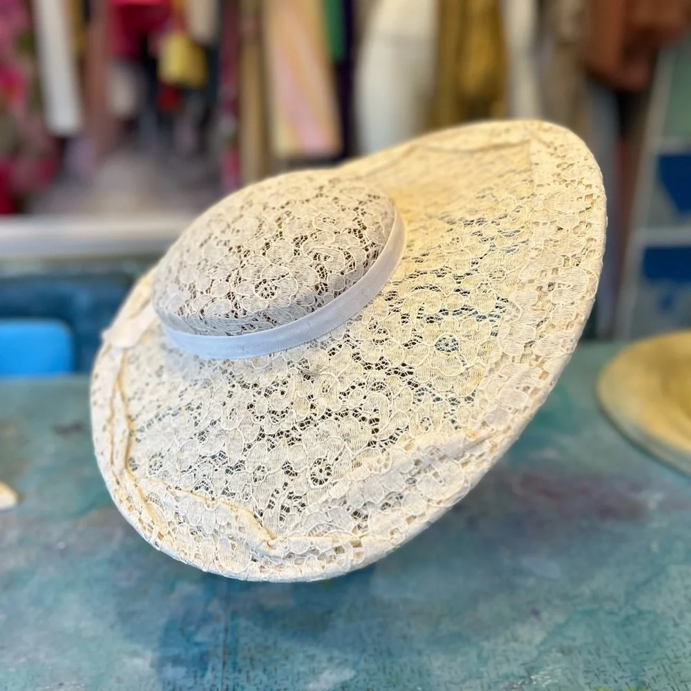 Mid Century Lace Hat - Picture 2 of 10